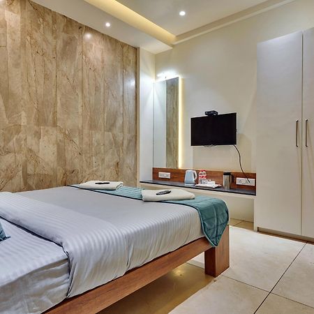 Hotel Swamini コールハープル エクステリア 写真